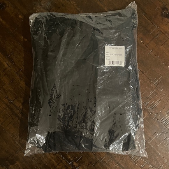 LOVE_ADY Deep V-Neck Flutter Sleeve Dress - Picture 6 of 6